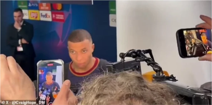 Мбаппе покинув інтерв'ю після питання про Реал (+ВІДЕО)