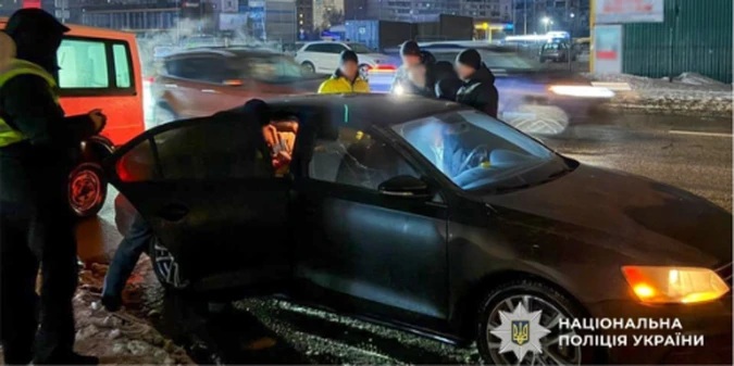 У Києві викрили схему втечі за кордон під виглядом футбольної команди
