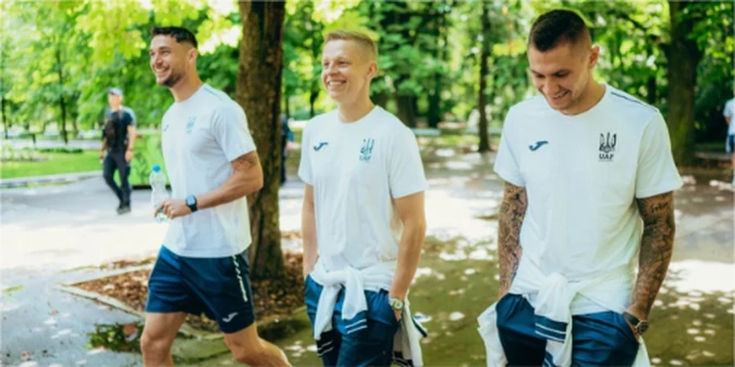 Зірковий саміт на відпочинку: Яремчук, Зінченко та Зубков показали, як проводять відпустку (+ФОТО)