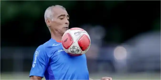 Легенда бразильського футболу Ромаріо повертається на поле у віці 58 років (+ВІДЕО)