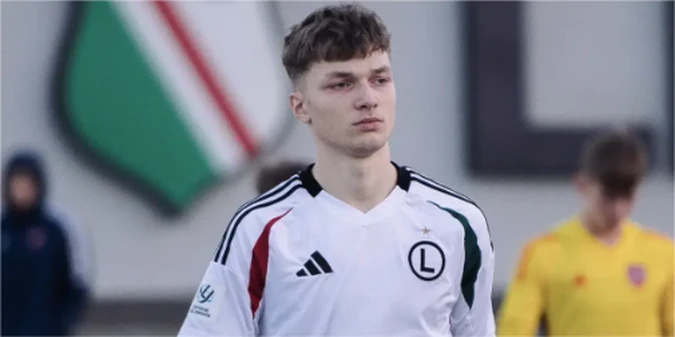 Трагедія в Польщі: юний гравець Легії постраждав у ДТП, сестра не вижила