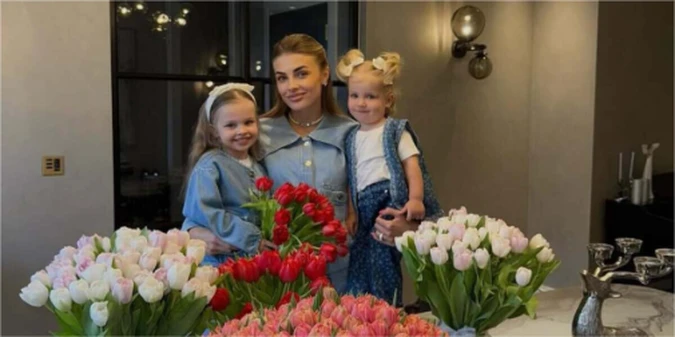 У родині Зінченків нова зірка: Дружина футболіста поділилася кумедною світлиною доньки (+ФОТО)