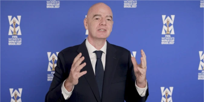 Інфантіно отримав нищівний удар від Платіні: президенту ФІФА вказали на вихід