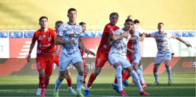 Верес у меншості та Зоря поділили очки після напруженого матчу