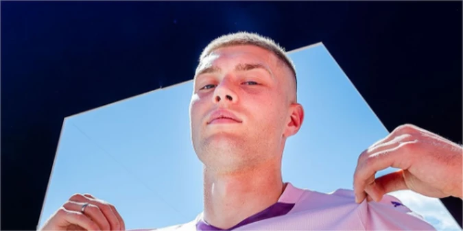 Довбик та Циганков взяли участь у презентації нової нестандартної форми Жирони (+ФОТО)