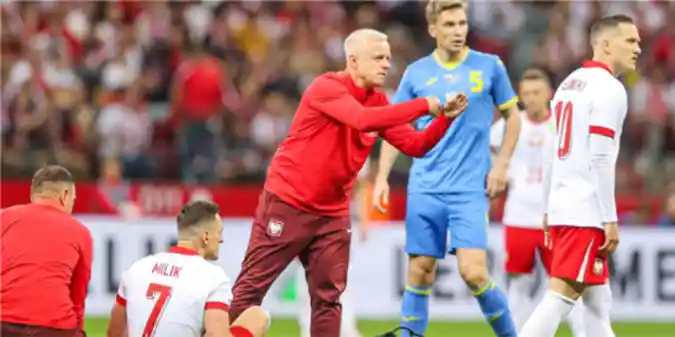 Лідер Польщі пропустить Євро-2024 через травму, отриману в матчі з Україною