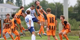 Гаряче Класичне: футболісти Шахтаря та Динамо U-19 влаштували бійку (+ВІДЕО)