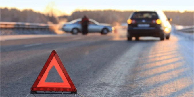 Автомобіль влетів у натовп фанатів після матчу: є постраждалі