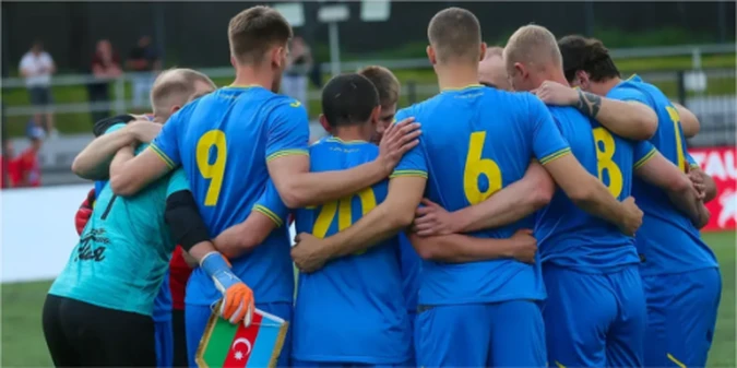 Збірна України пропустила 4 м'ячі та розгромно поступилася Англії