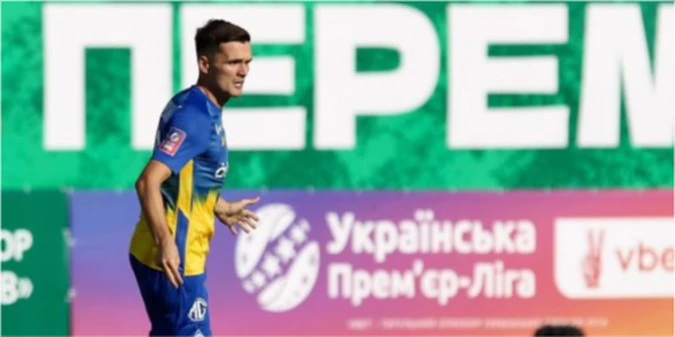 ЛНЗ хоче підписати півзахисника Динамо та повернути з-за кордону відомого українця