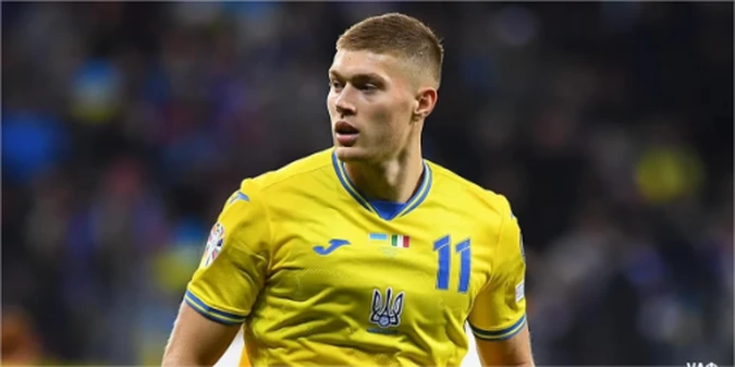 Довбик увійшов у топ найдорожчих гравців Серії А