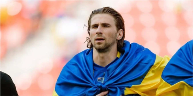 Забарний взяв участь у благодійній акції Борнмута на підтримку України (+ВІДЕО)