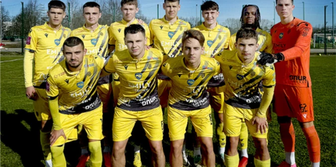 Рух провів два спаринги за день та забив у них 6 голів
