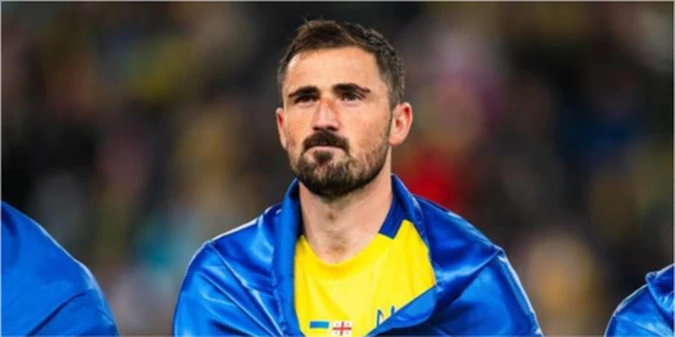 Калюжний показав фото своєї знищеної автівки після ракетного обстрілу Києва (+ФОТО)
