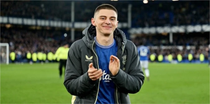Головний тренер Евертона зробив гучну заяву про Миколенка